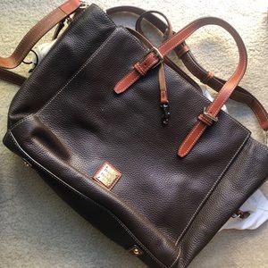 Dark brown dooney and bourke tote bag